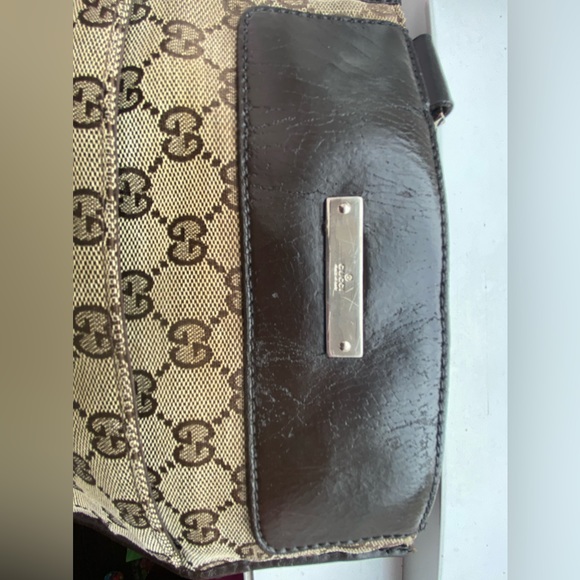 PRELOVED AUTHENTIC VINTAGE GUCCI CROSSBODY SLING BAG - Picture 7 of 8